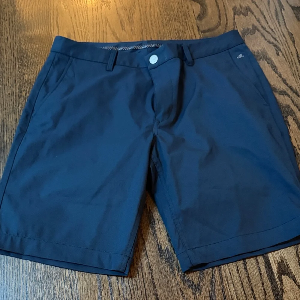 Bonobos Maide shorts Navy Performance Stretch Shorts 33